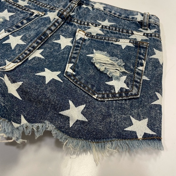 Americana Star Jean Shorts Freestyle Denim fray 1 Distressed Y2K 00s July Casual - Picture 7 of 13